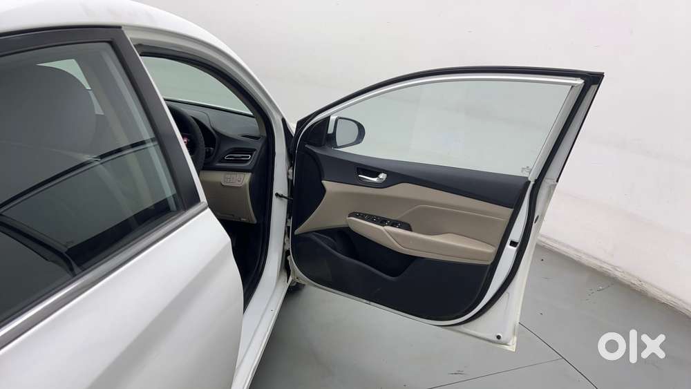 Hyundai Verna 1.5 Sx (o) Vtvt Ivt, 2021, Petrol