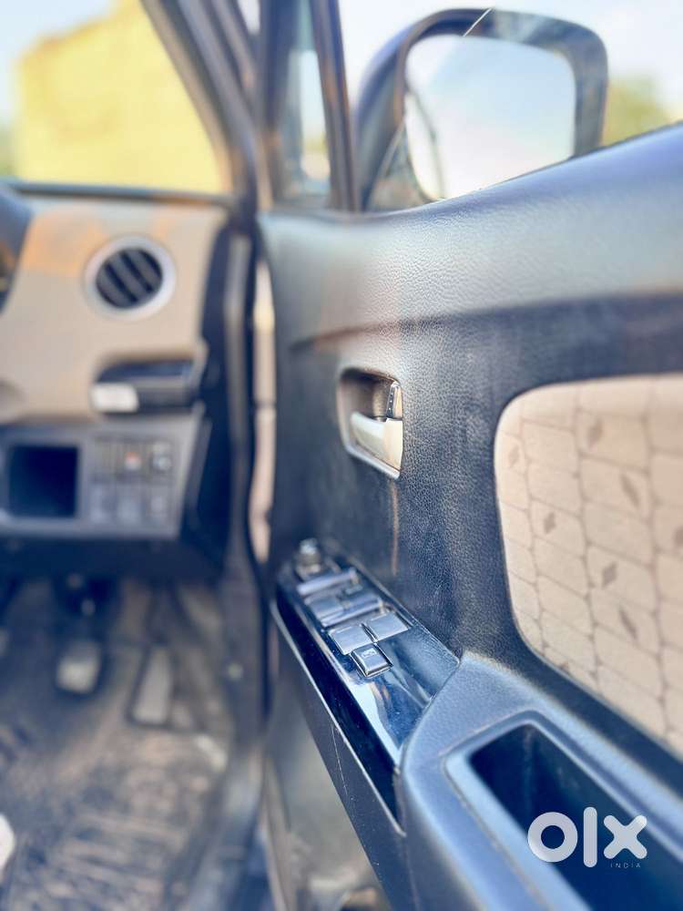 Maruti Suzuki Wagon R Vxi 1.2, 2017, Petrol