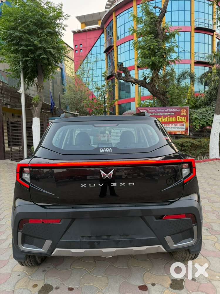 Mahindra Xuv 3xo 2024 December  Petrol 13000 Km Driven