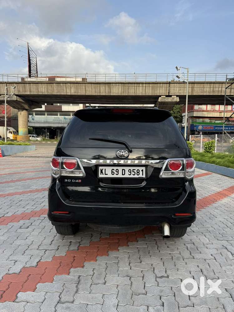 Toyota Fortuner 4x2 Mt 2.8 Diesel, 2015, Diesel