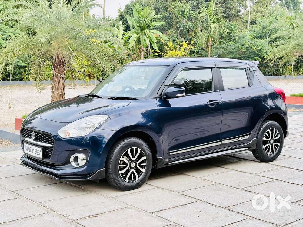 Maruti Suzuki Swift Vxi + Manual, 2022, Petrol