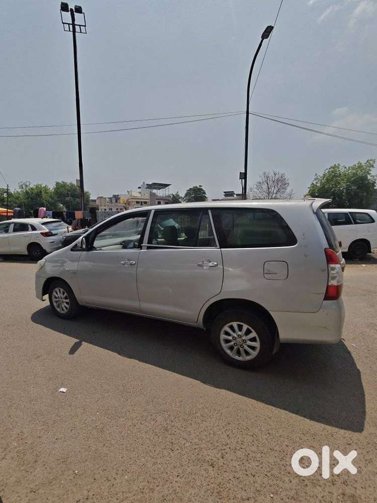 Toyota Innova 2.5 V 7 Str, 2014, Diesel