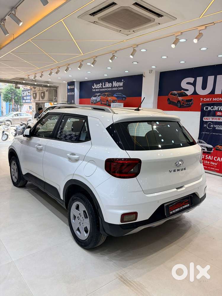 Hyundai Venue S 1.2 Petrol, 2020, Petrol