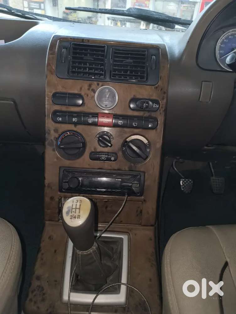 Tata Safari 2012