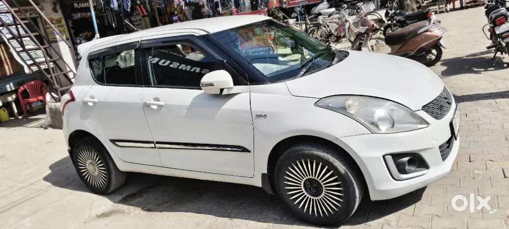 Maruti Suzuki Swift 2016 Diesel 70000 Km Driven