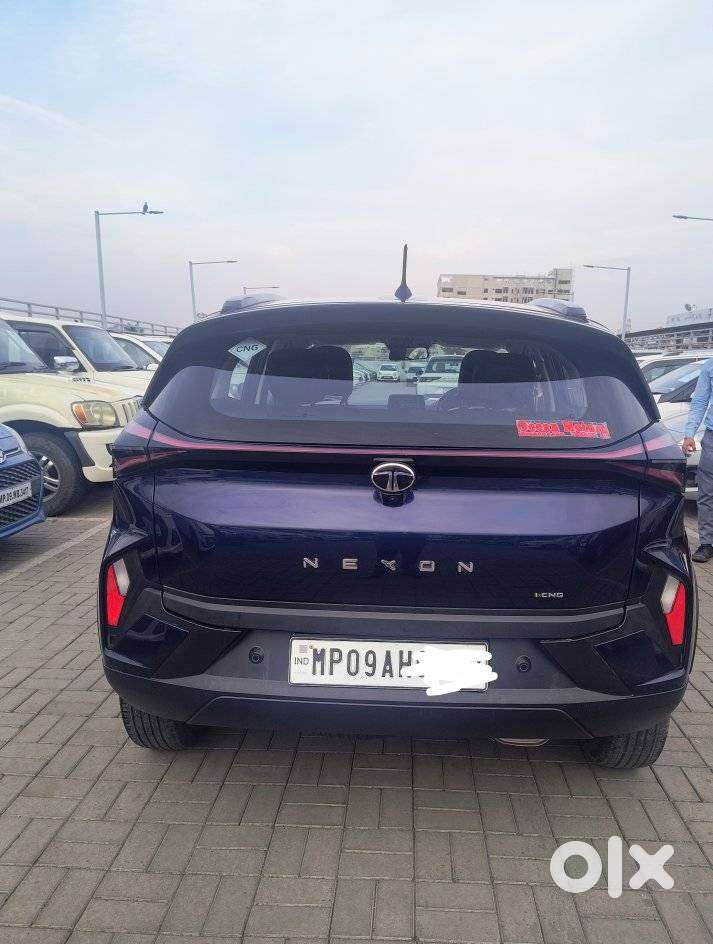 Tata Nexon Smart Plus1.2 Revotron Petrol 5 Mt, 2025, Cng & Hybrids