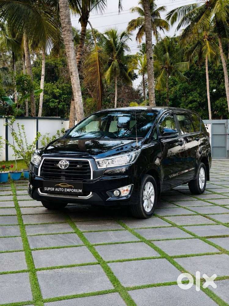 Toyota Innova Crysta 2.4 G Mt, 2024, Diesel