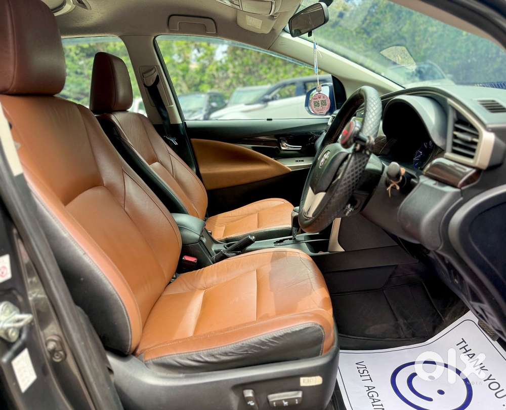 Toyota Innova Crysta 2.8 Zx At 7 Seater, 2016, Diesel