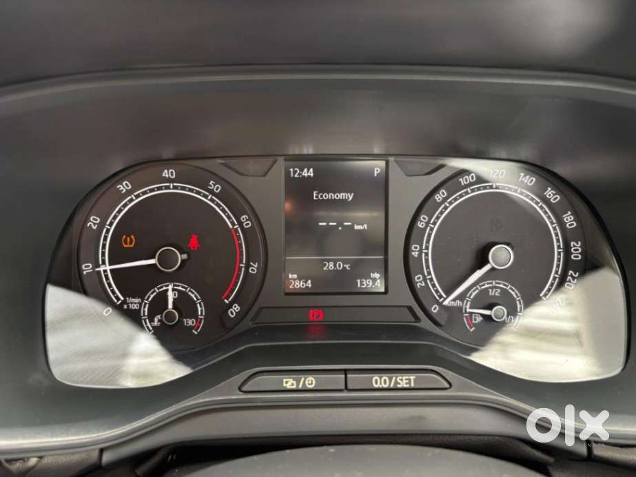 Skoda Kushaq 1.0 Tsi Style At, 2025, Petrol