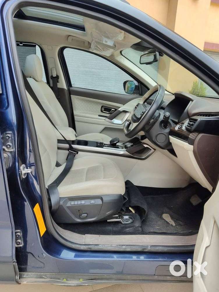 Tata Safari Adventure X Plus 7 Str At, 2025, Diesel