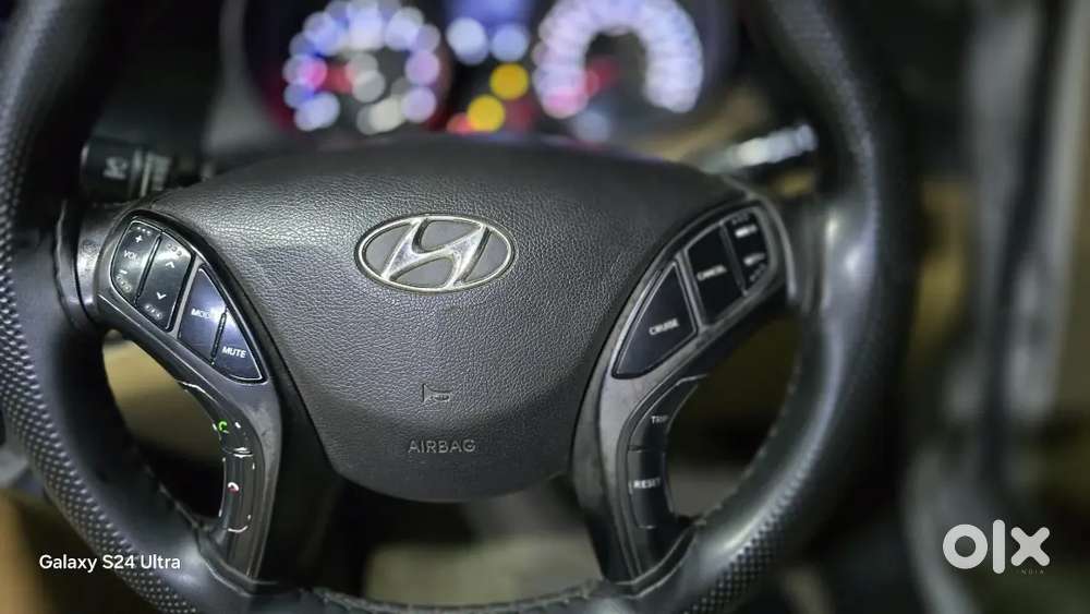 Hyundai New Elantra Diesel 2014variant