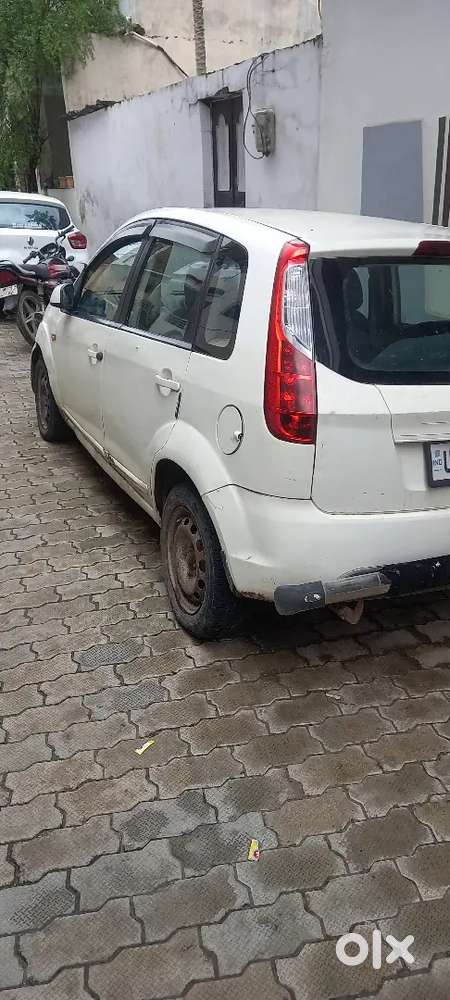 Ford Figo Diesel Zxi 2012
