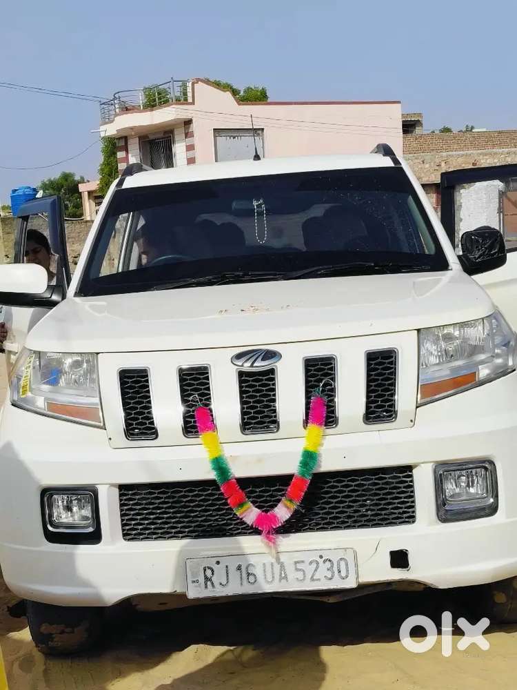 Mahindra Tuv 300 Diesel 2017 Variant