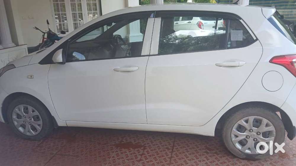 Grand I10 Magna Automatic Petrol Very Good Condition.