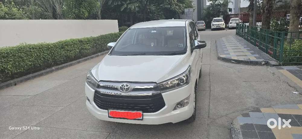 Toyota Innova Crysta 2018