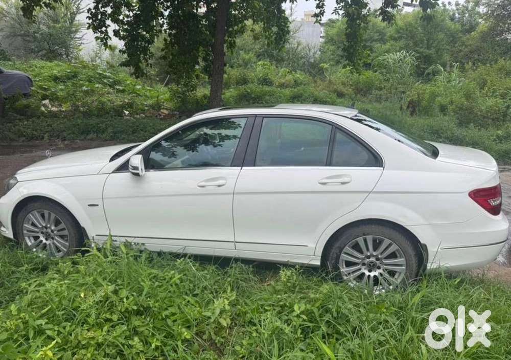 Mercedes-benz C Class 2013 Petrol Well Maintained