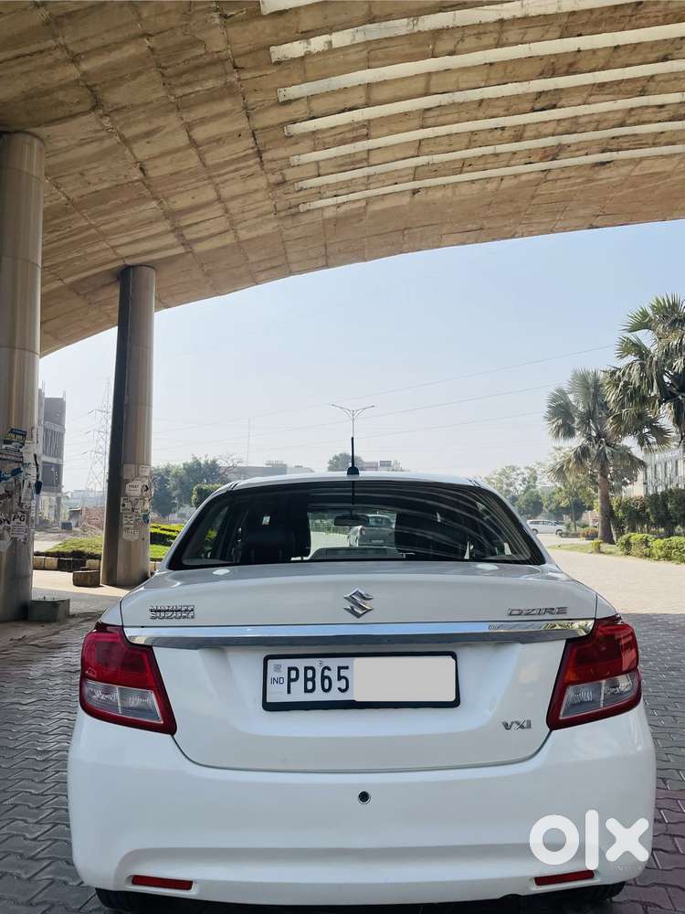 Maruti Suzuki Swift Dzire Vxi Optional, 2017, Petrol