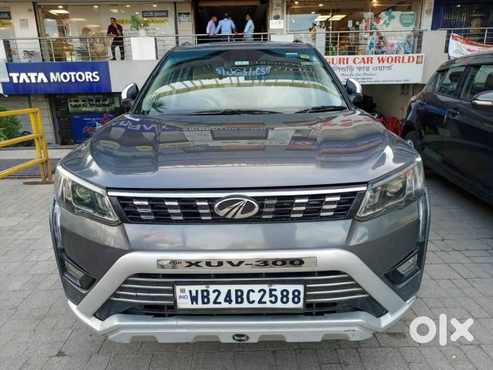 Mahindra Xuv300 W8 Option, 2021, Petrol