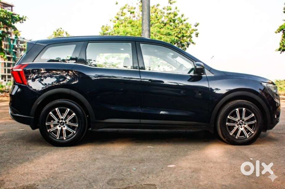 Mahindra Xuv700 2.0 Ax 7 Petrol At Luxury Pack Str, 2024, Petrol