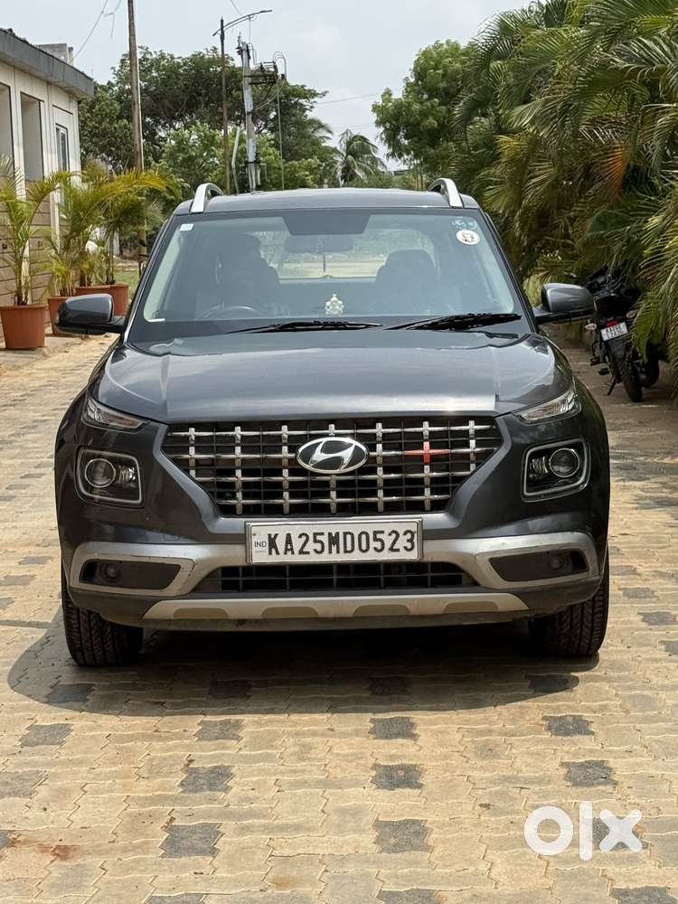 Hyundai Venue Sx Mt, 2021, Diesel