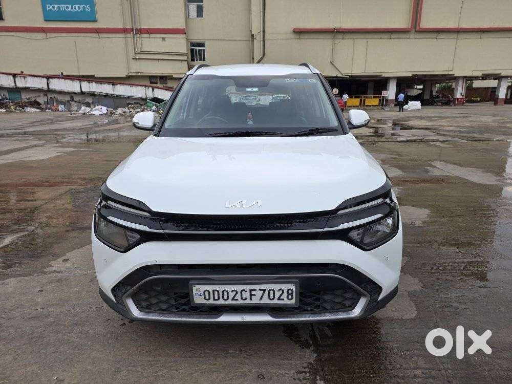 Kia Carens 1.4 Prestige 7 Str, 2023, Petrol