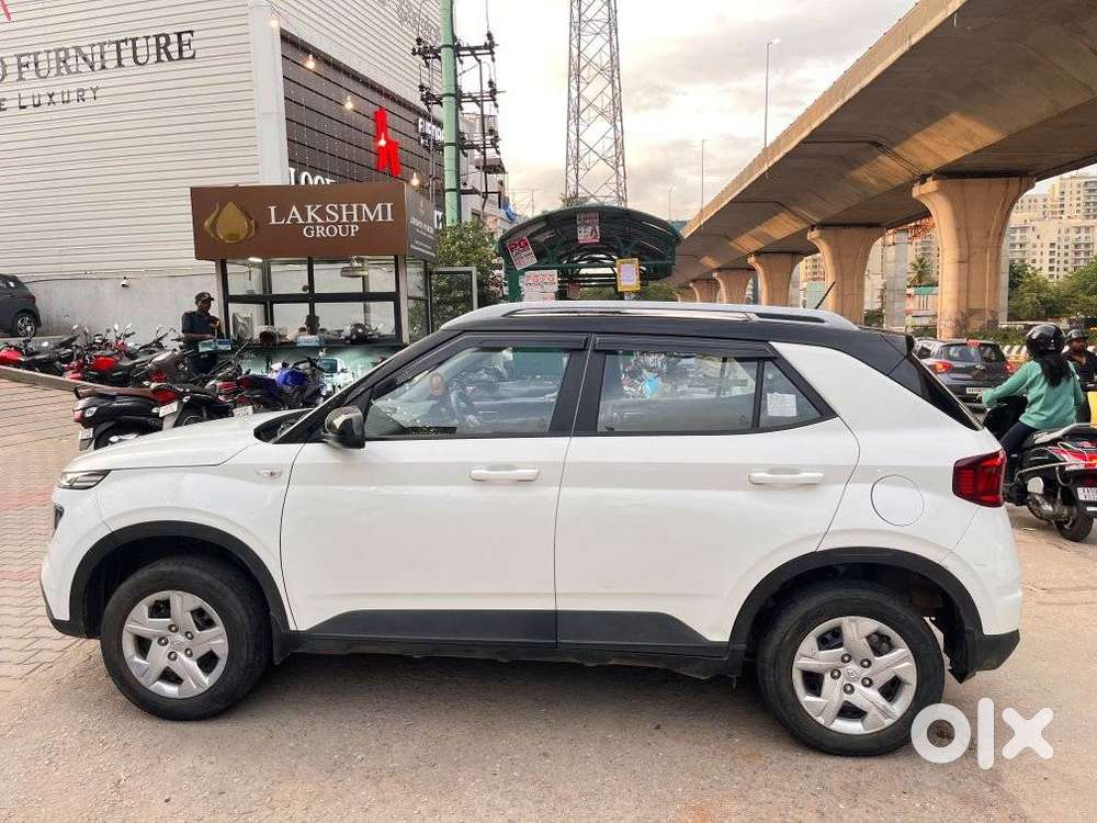 Hyundai Venue S Mt 1.2 Kappa, 2021, Petrol
