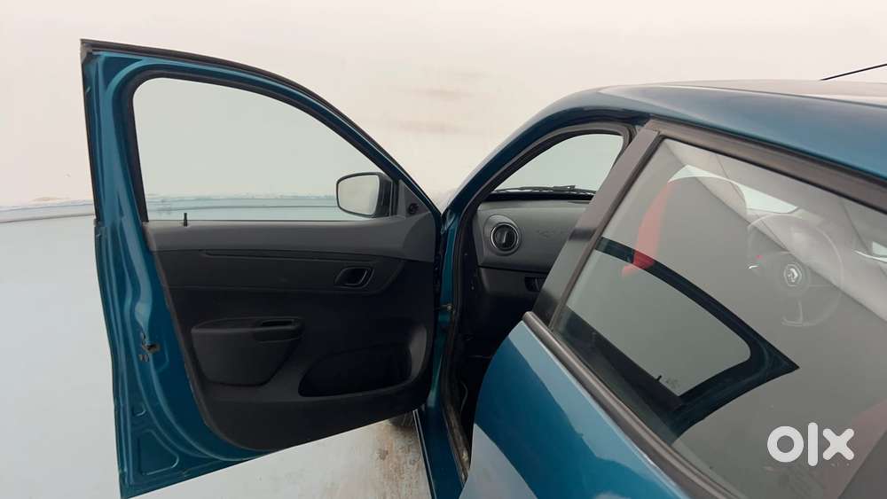 Renault Kwid 2019-ongoing 1.0 Rxt Amt (o), 2020, Petrol