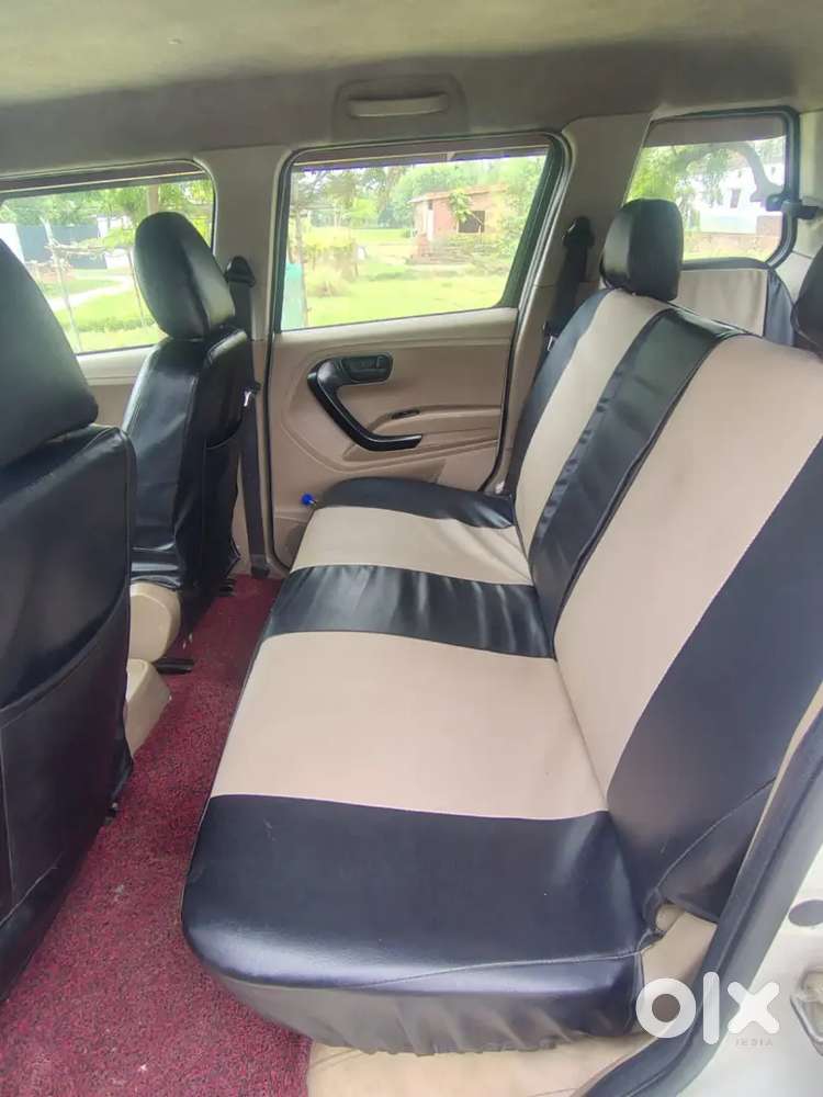 Mahindra Tuv 300 2018 Variant