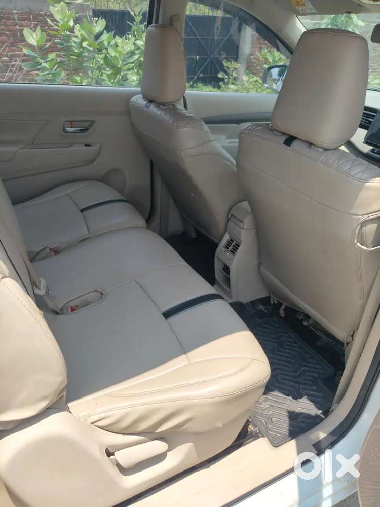 Maruti Suzuki Ertiga Vxi 2025