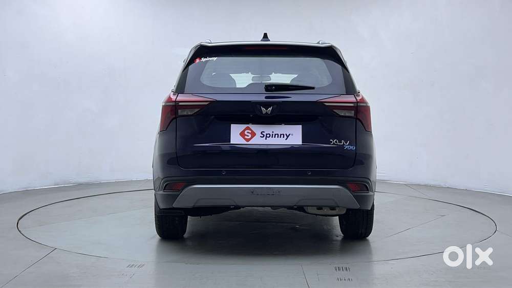 Mahindra Xuv700 2.0 Ax 5 Petrol Mt Str, 2022, Petrol