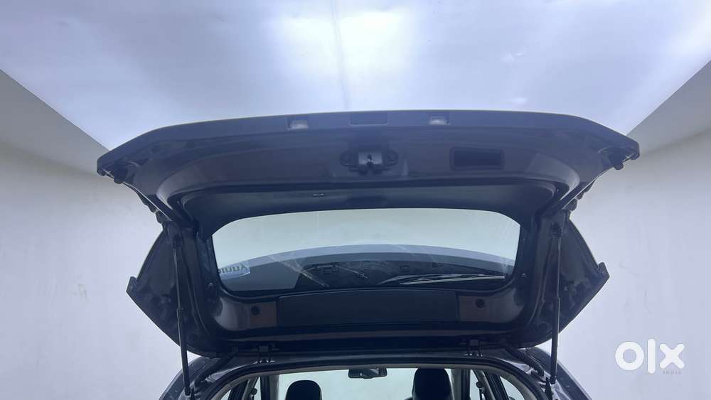 Tata Nexon Creative Plus 1.2 Revotron Petrol 6 Amt, 2024, Petrol