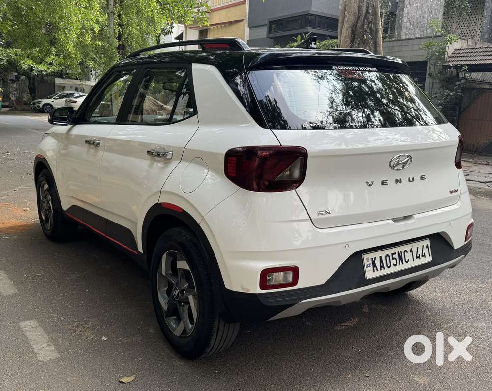 Hyundai Venue 1.0 Sx Plus Turbo Dct Dual Tone, 2021, Petrol