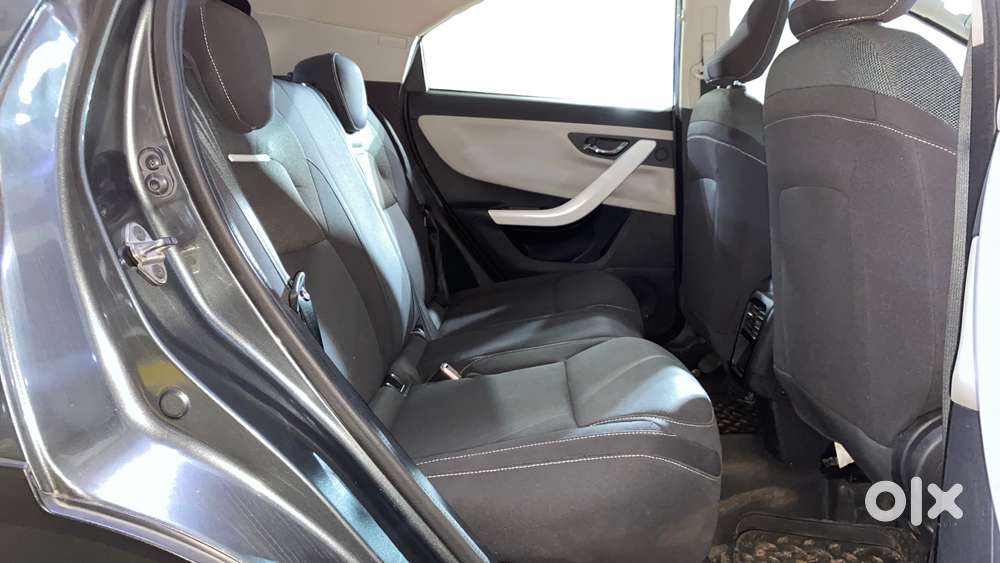 Tata Nexon Creative Plus S 1.2 Revotron Petrol 7dca, 2023, Petrol