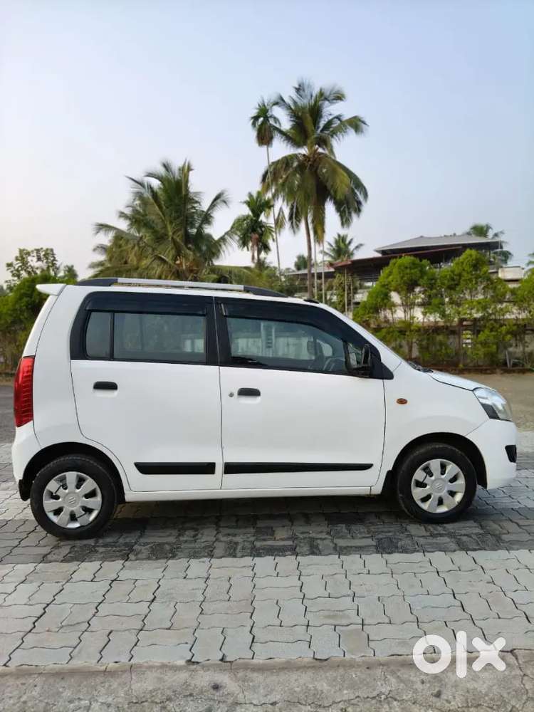 Well Maintained Family Car...