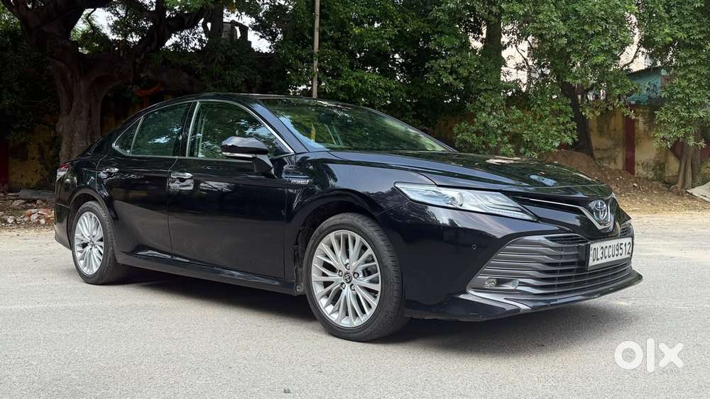 Toyota Camry 2.5 Hybrid, 2021, Petrol