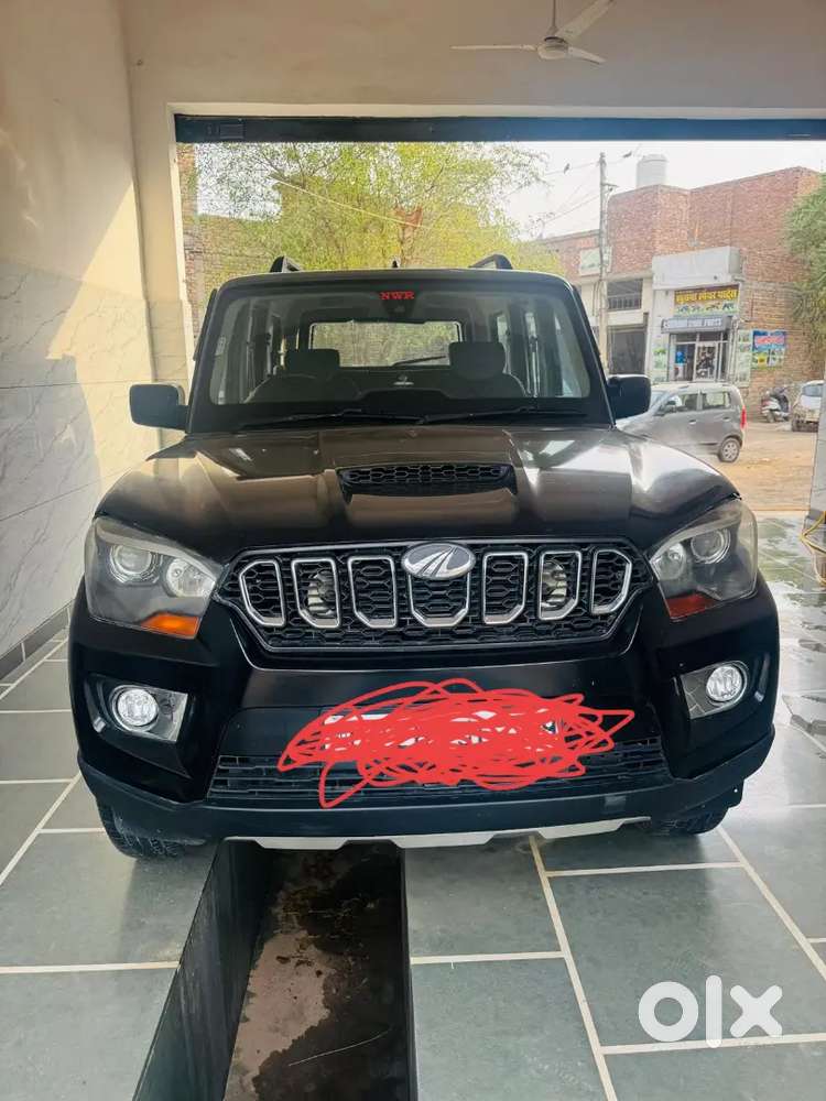 Mahindra Scorpio Classic S10. 2017 November