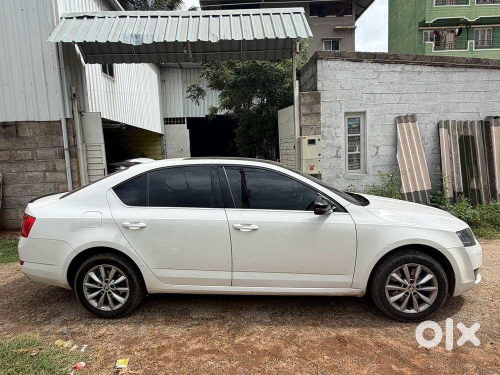 Skoda Octavia Petrol Automatic 2014