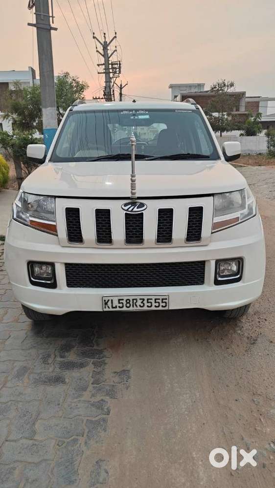 Mahindra Tuv 300 T8, 2015, Diesel