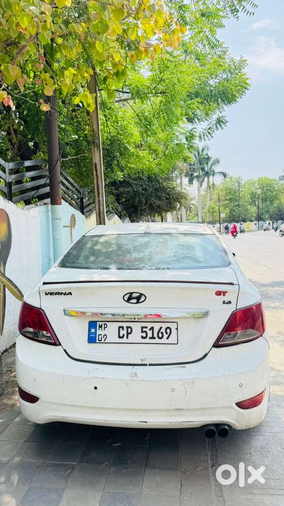 Hyundai Fluidic Verna 2014