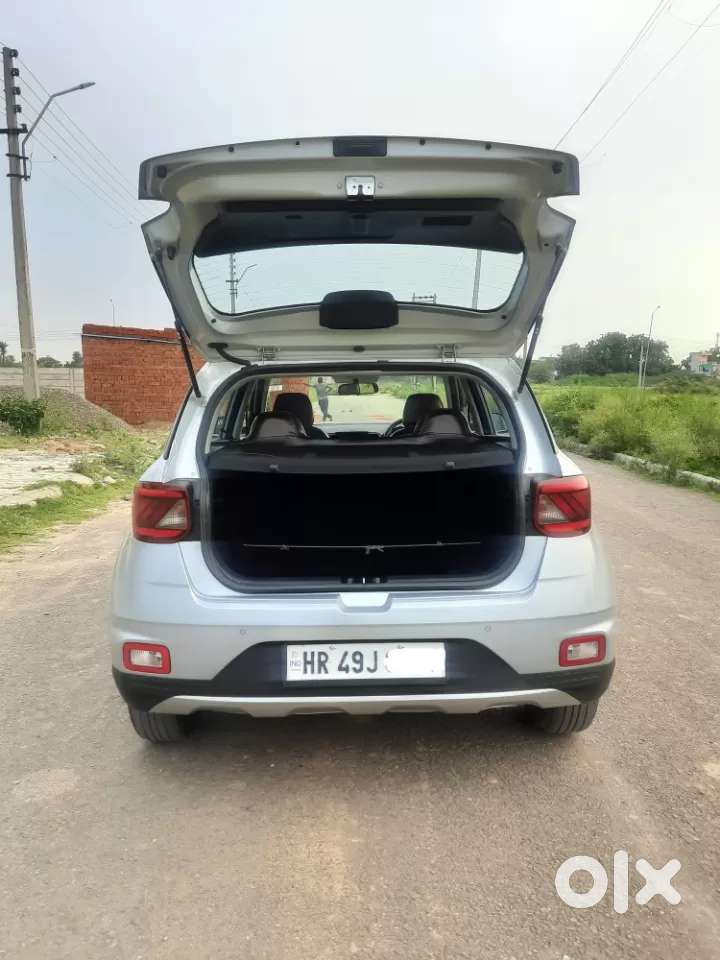 Hyundai Venue S 1.2 Petrol, 2022, Petrol