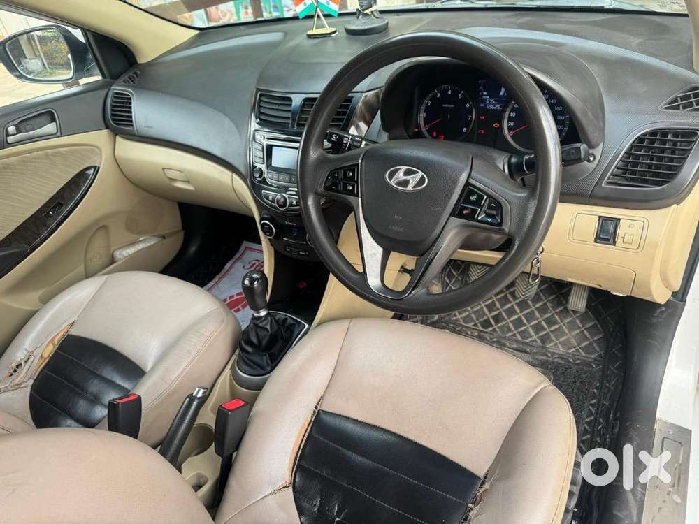 Hyundai Verna 2017 Petrol 70000 Km Driven
