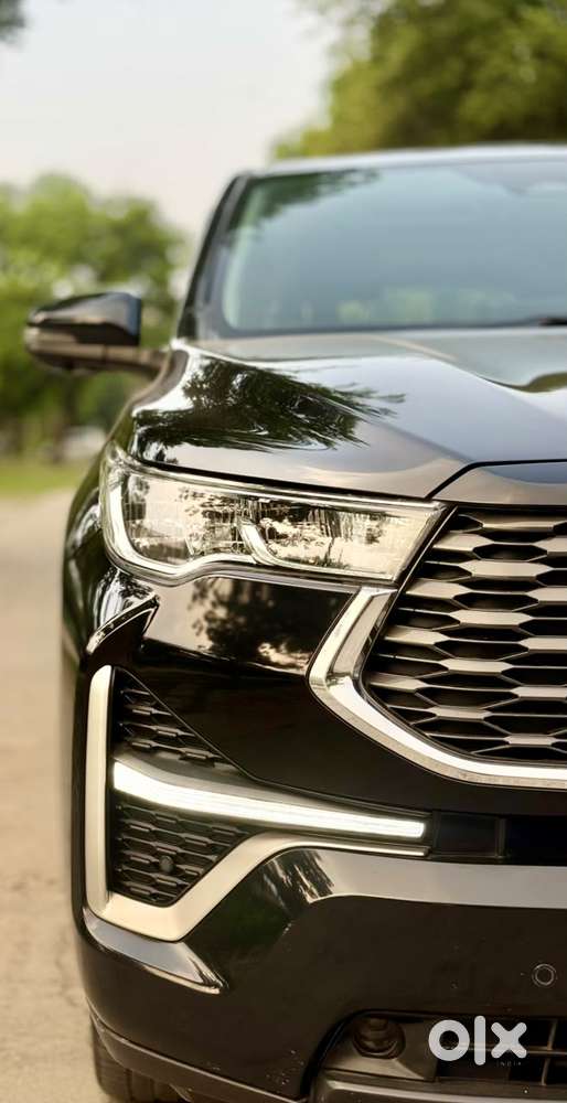 Toyota Innova Hycross 2.0 Zx (o) Hybrid 7 Str, 2025, Petrol