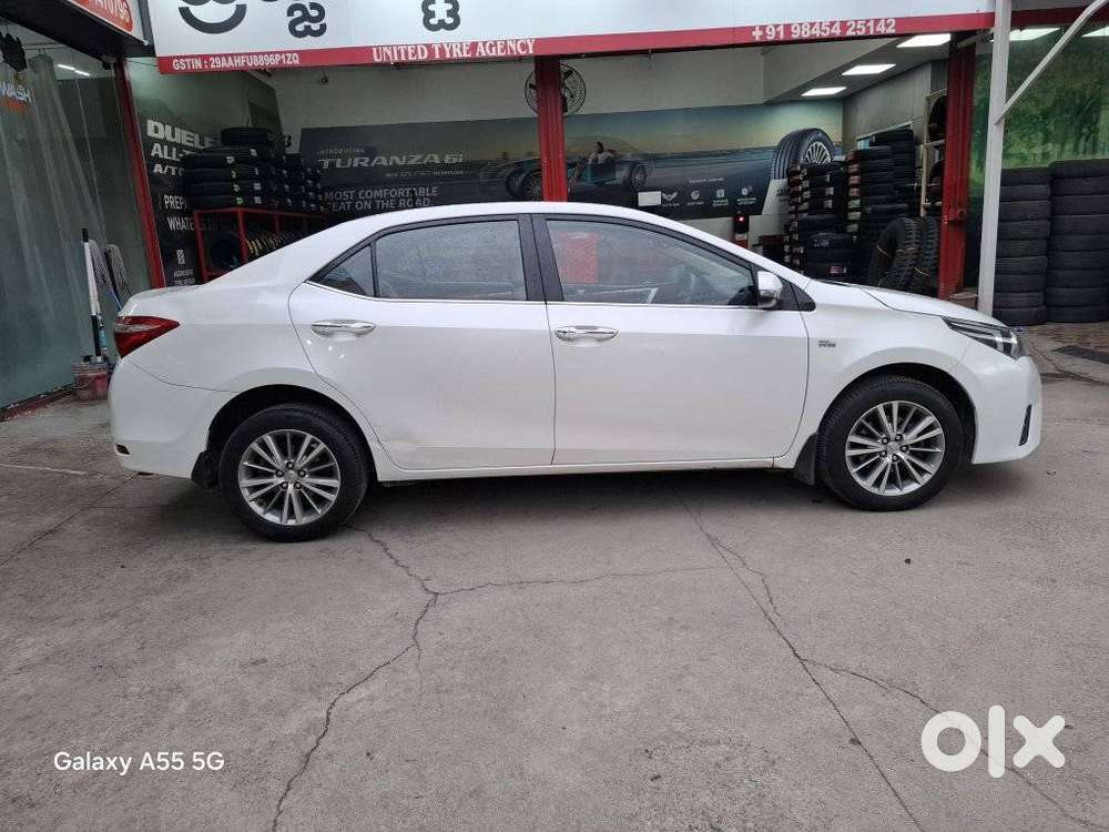 Toyota Corolla Altis Vl At, 2016, Petrol