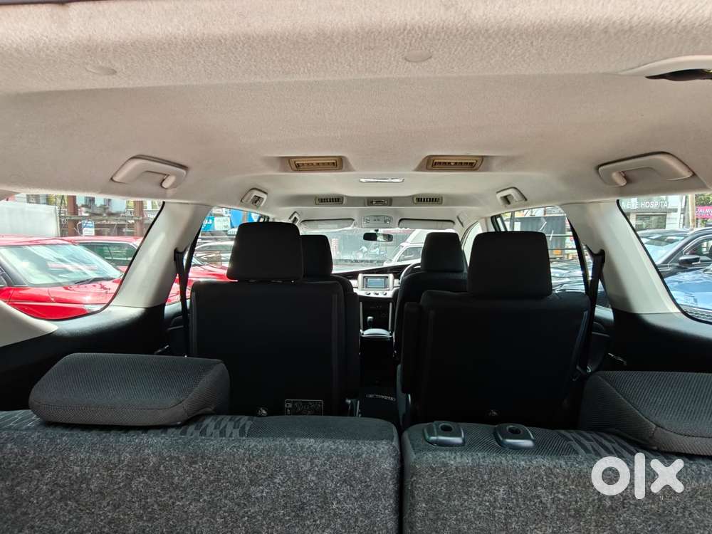 Toyota Innova Crysta 2.8 Gx At, 2017, Diesel