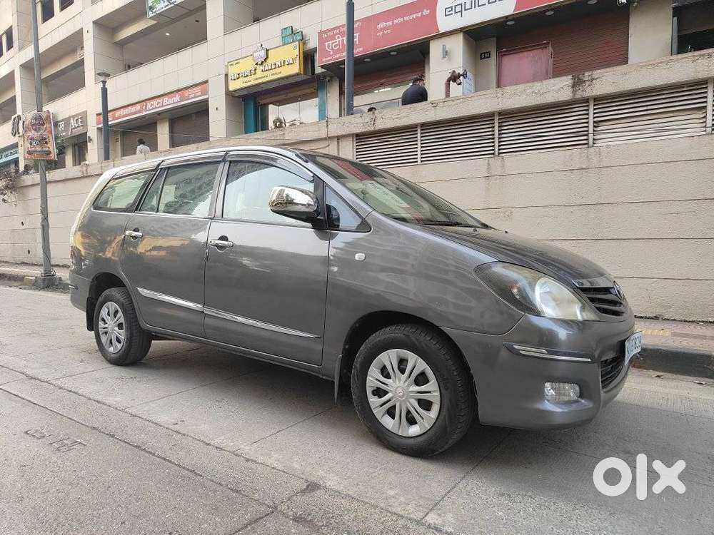 Toyota Innova 2.5 E 7 Str, 2010, Diesel