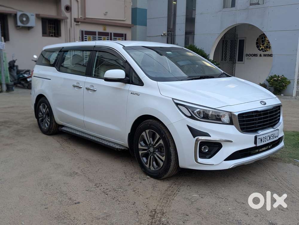Kia Carnival Premium, 2021, Diesel