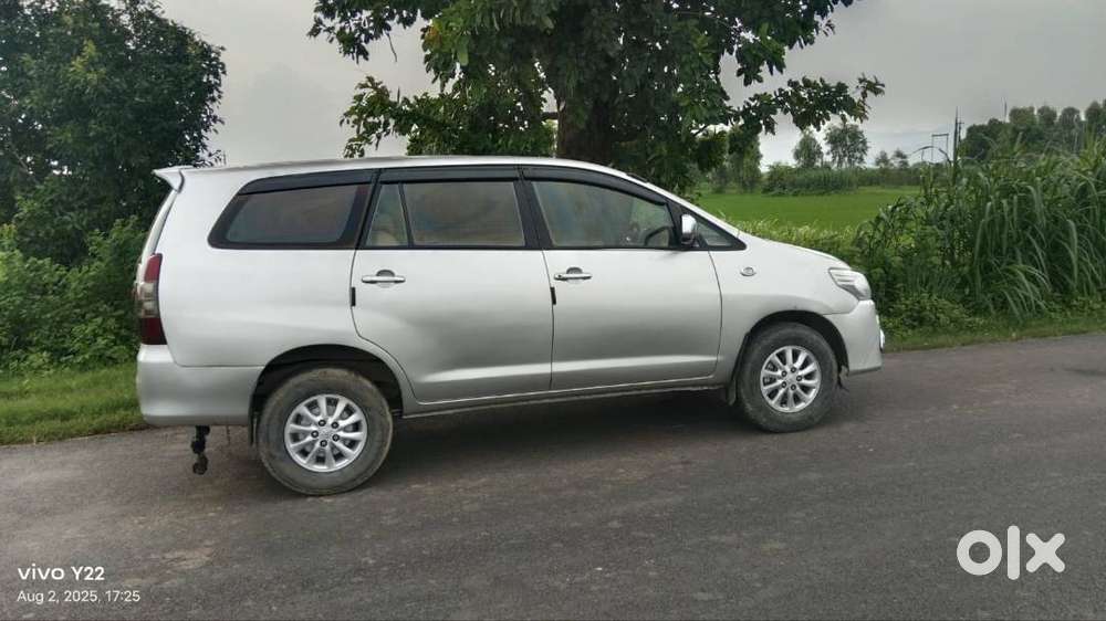 Toyota Innova Crysta 2007