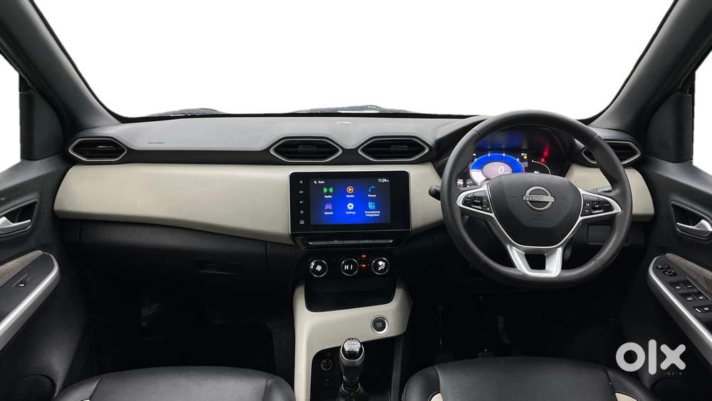 Nissan Magnite 1.0 Xv Dual Tone, 2022, Petrol
