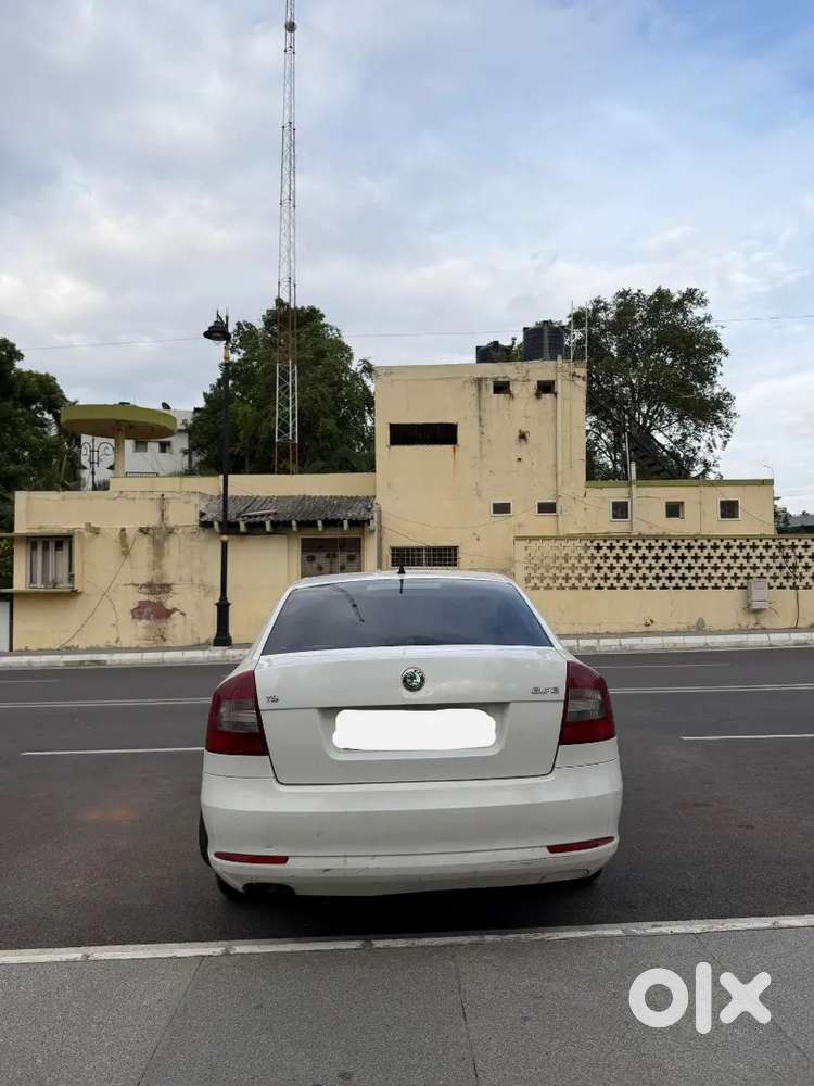 Skoda Laura 2011 Petrol 73000 Km Driven 
No Error All Sensor Working
