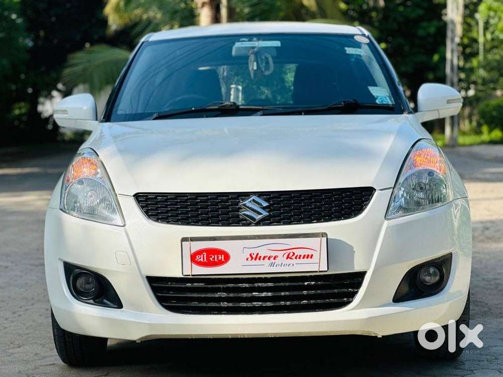 Maruti Suzuki Swift Vxi + Manual, 2012, Petrol
